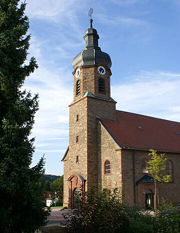 File:Blankenbach, die Ortskirche St. Kilian und St. Bonifatius.jpg