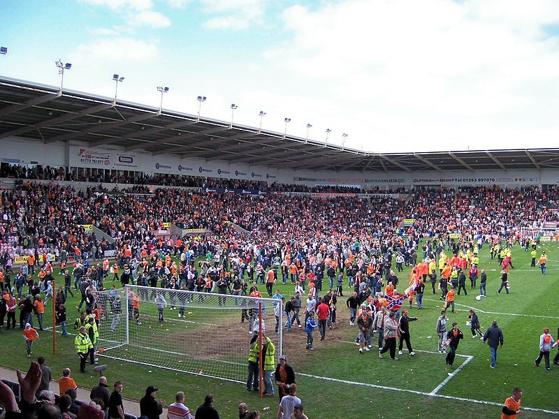 File:Bloomfield Road invasion-geograph-1840405.jpg