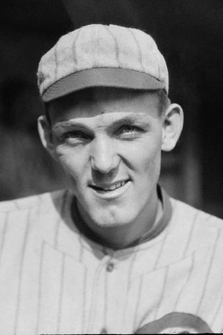 <span class="mw-page-title-main">Buck Weaver</span> Major League Baseball player (1890–1956)