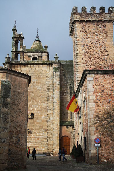 File:Cáceres (12040971813).jpg