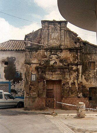 The chapel as an auto repair shop in the 1990s CAPILLA ALAMEDA ALGECIRAS.jpg