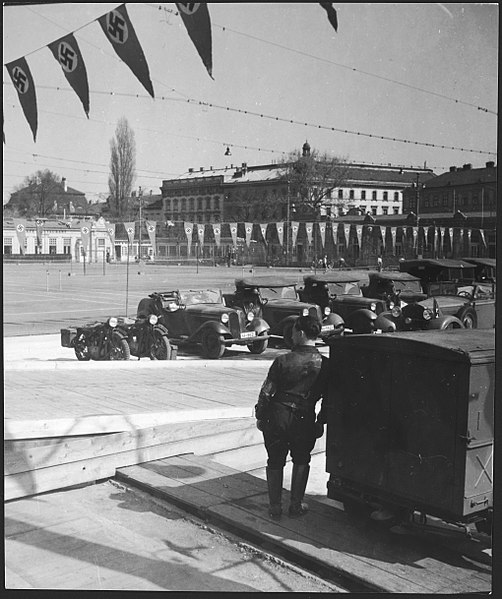 File:CH-NB - Österreich, Wien- Menschen - Annemarie Schwarzenbach - SLA-Schwarzenbach-A-5-18-007.jpg