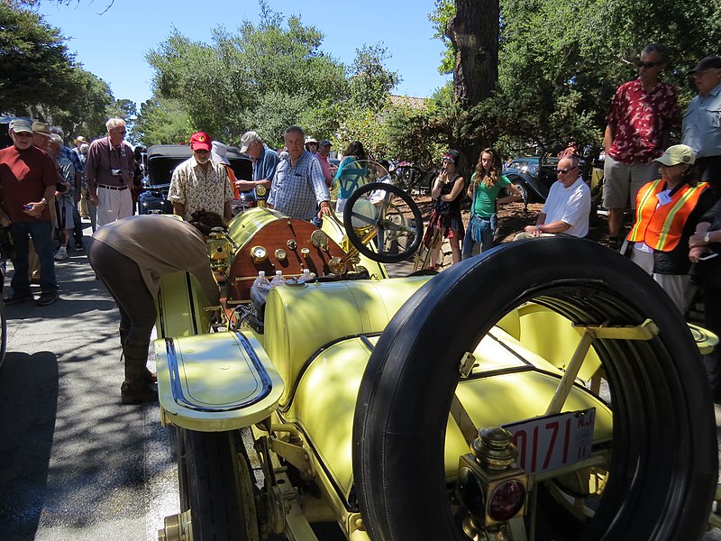 File:Carmel Tour d'Elegance (20549757642).jpg