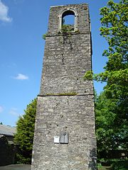 Tour du monastère de Cavan.