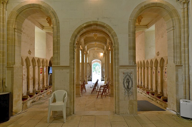 File:Château de Fontaine-Henry (Calvados) - Chapelle (48393225356).jpg