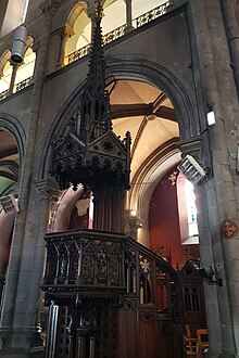 Chaire de l'église Saint-Jacques de Pau.