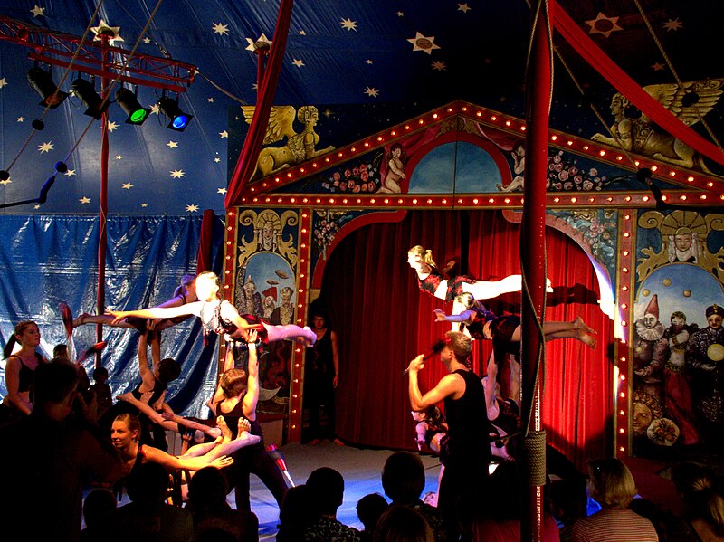 File:Circus Sambesi - Neumarkt - Programm 2012 - 20.jpg