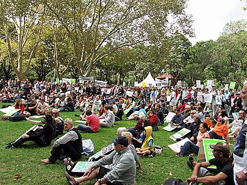 Datei:Climate_Action_rally_in_Belmore_Park.jpg