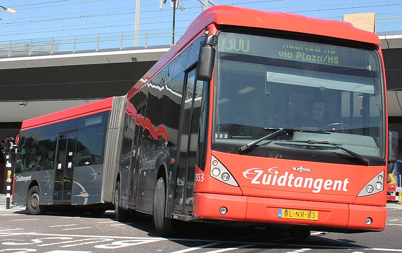 File:Connexxion 7853 Amsterdam Station Bijlmer-ArenA Hoogoorddreef 04-04-2007 BL-NR-83.jpg