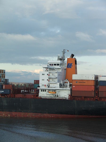 File:Containervessel ''Bonn Express'' Superstructure.JPG