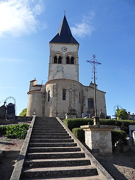 Contigny Eglise St Martial abside et clocher.jpg