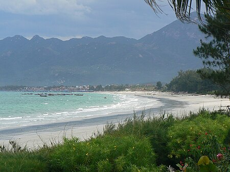 Tập tin:Doc Let Beach.jpg