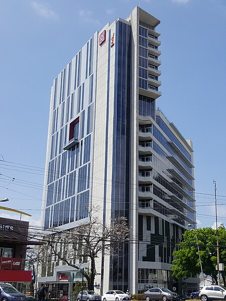 File:Edificio Sabana Business Center & Hilton Garden Inn.jpg