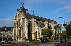 Eglise Arcis-sur-Aube.jpg