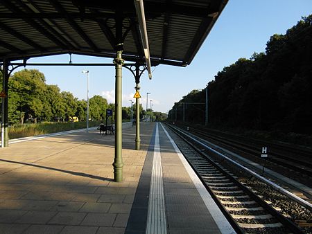 Eichwalde S Bahnhof (7713275912)