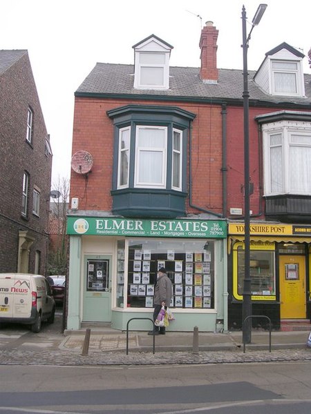 File:Elmer Estates - Front Street - geograph.org.uk - 1742272.jpg