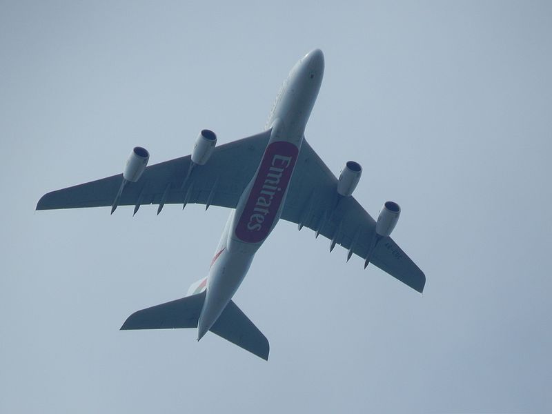 File:Emirates A380 A6-EDC at MAN (28186654675).jpg