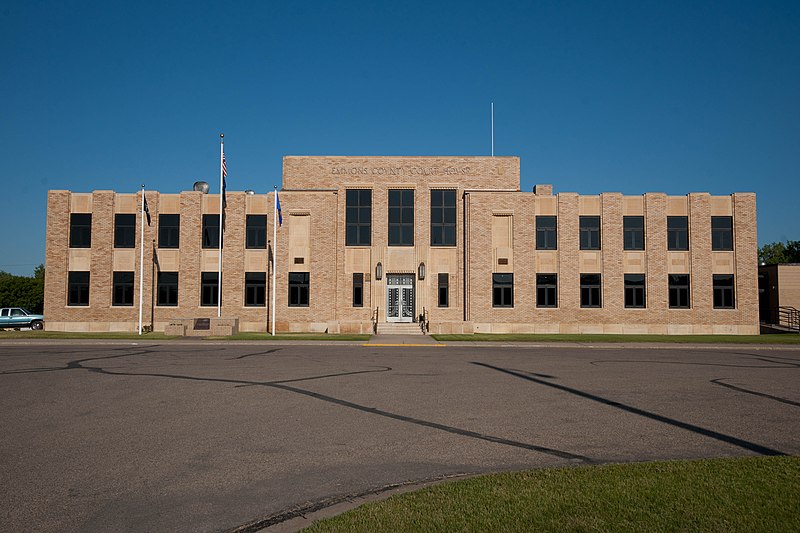 File:Emmons County Courthouse 2009.jpg