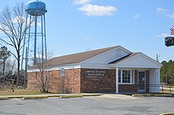 Oficina de correos y torre de agua