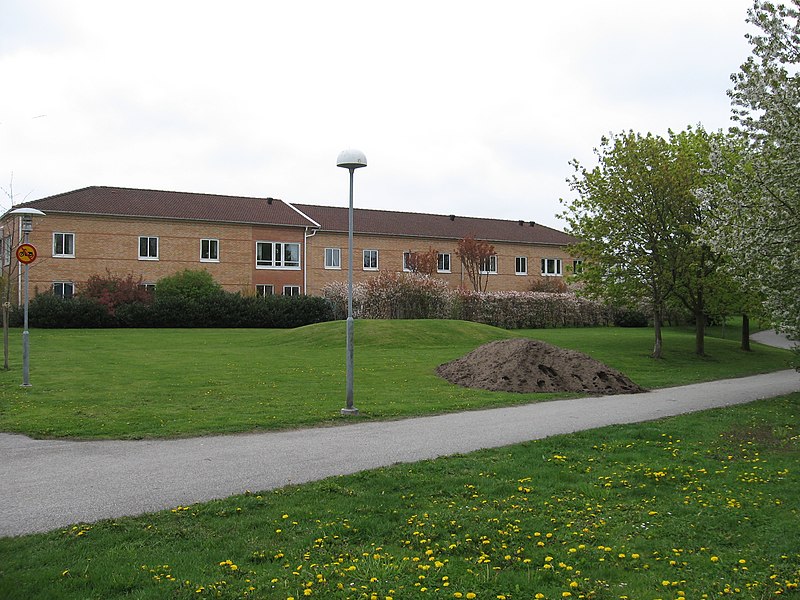 File:Excellensen in Värpinge - panoramio.jpg