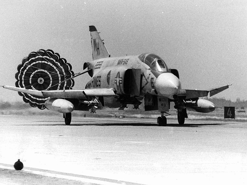 File:F-4B Phantom II of VMFA-542 after landing at Da Nang on 20 May 1968 (NNAM.1996.253.7319.008).jpg