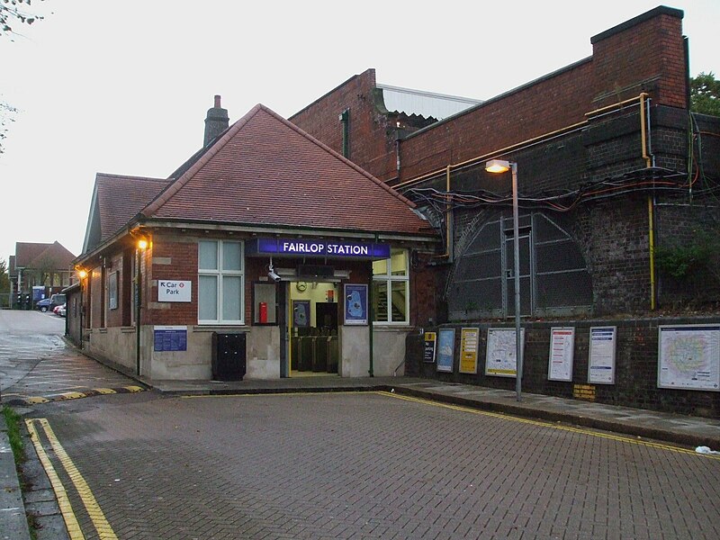 File:Fairlop station building.JPG