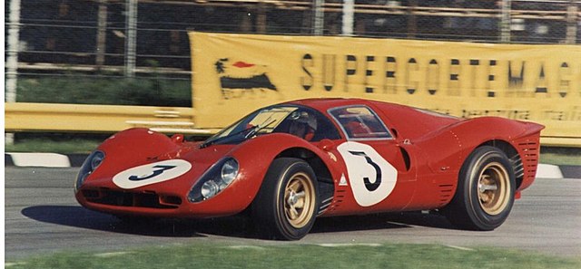 Ferrari 330 P4 at Monza in 1967, the same model used by Scuderia Ferrari at Le Mans