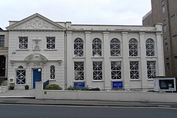 Gereja pertama Kristus Ilmuwan, 97 Montpelier Jalan, Brighton.jpg