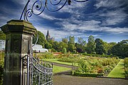 Gardens in Pittencrieff Park Gardens in Pittencrieff Park.jpg