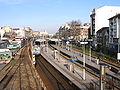 English: The commuter train station of Bécon-les-Bruyères, in Hauts-de-Seine, France. Français : La gare Transilien de Bécon-les-Bruyères, Hauts-de-Seine, France.