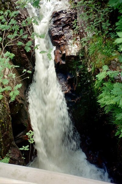 File:Glen Nevis, Waterfall - geograph.org.uk - 1521089.jpg