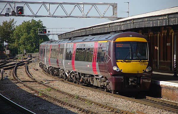 Class 170 Turbostar 170109 at Gloucester