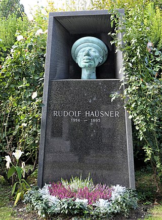 <span class="mw-page-title-main">Rudolf Hausner</span> Austrian painter, draughtsman, printmaker and sculptor