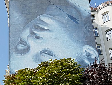 Grafitti 'Der lange Atem' (Gottfried Helnwein) Linke Wienzeile 34