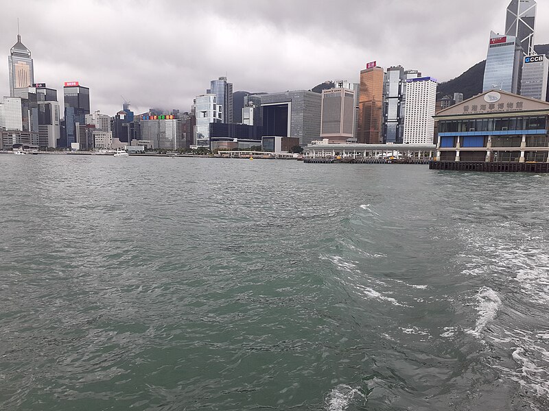 File:HK 天星渡海小輪 Star Ferry 夜星 Night Star ship view May 2020 SS2 02.jpg