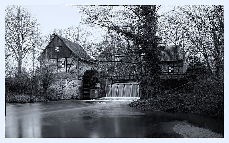 File:Haltern am See, Sythen, Wassermühle -- 2022 -- 9769 (bw 2).jpg