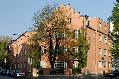 Haus Cimbernstrasse 3 und 5 in Duesseldorf Oberkassel, von Westen