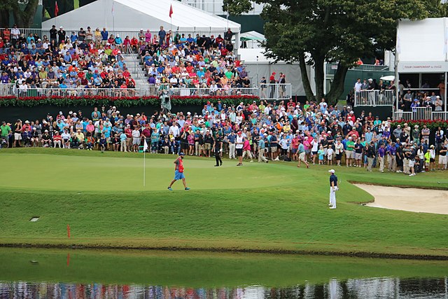 Jordan Spieth and Henrik Stenson on the 17th Green during the 2015 Tour Championship