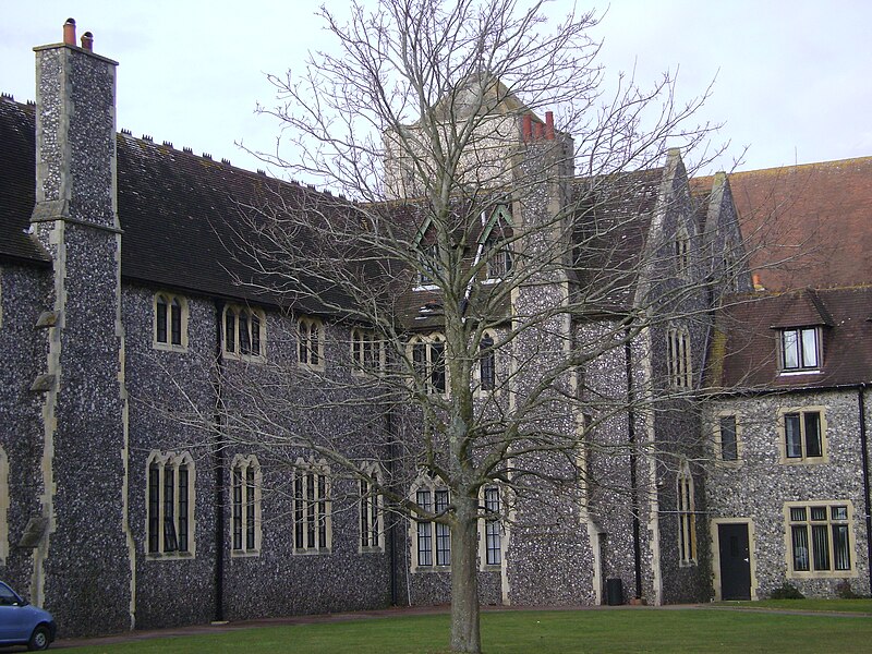 File:Hurstpierpoint College.JPG