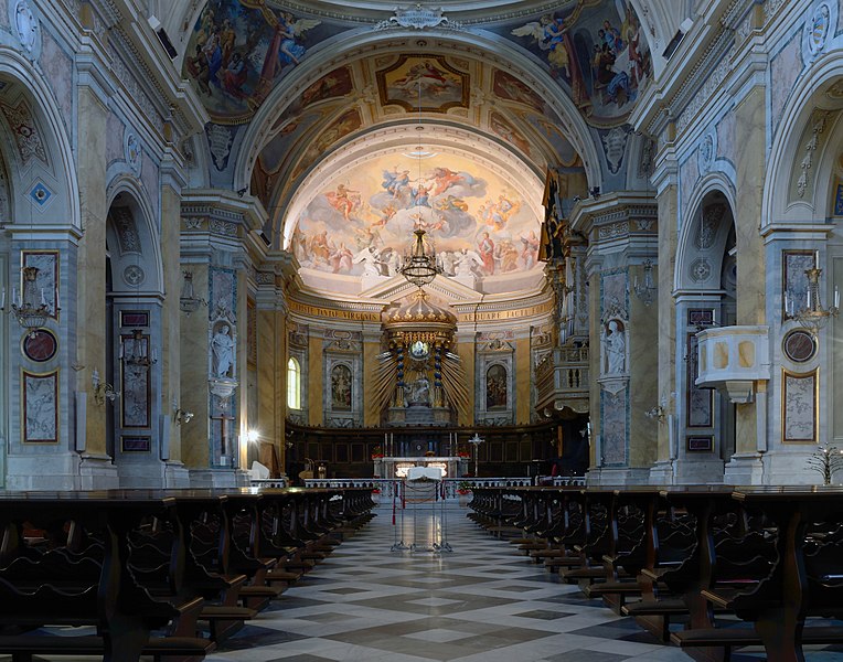 File:Inside the Cathedral of Amelia.jpg