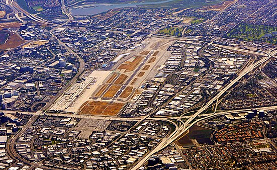 John Wayne Airport photo Don Ramey Logan.jpg