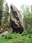 Junker jägares sten, är ett 15 meter högt flyttblock i Tivedens nationalpark.