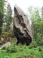 Junker Jägares sten, un bloc erratique de 15 m de haut[S 6].