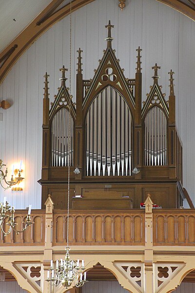 File:Kabelvåg-Kirche-52-Orgel-2019-gje.jpg