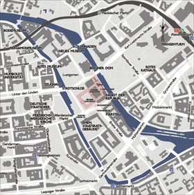 Шпреинзель на карте города, розовым отмечено расположение Городского дворца
