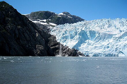 Самую большую площадь занимают ледники. Национальный парк Кенай-Фьордс. Кенай-Фьордс Аляска. Кенай (национальный резерват дикой природы). Национальному парку Кенай-Фьорд.