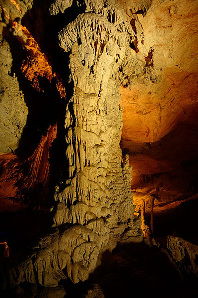 File:Kong Lor Caves of Laos (5422117500).jpg