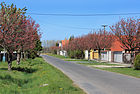 Čeština: Postranní ulice v Chvalovicích, část Kovanic English: Side street in Chvalovice, part of Kovanice, Czech Republic.