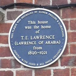 Blue plaque on Lawrence's former home Lawrence blue plaque, Oxford.JPG