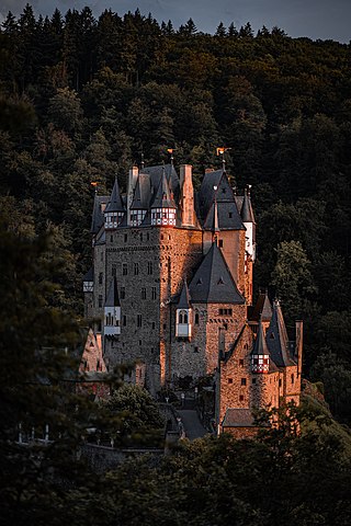 <span class="mw-page-title-main">Eltz Castle</span> Castle in Germany